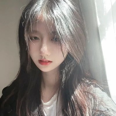 妮可·拜耳：大码怪美人